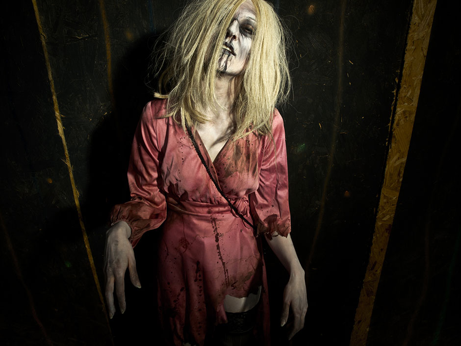 Blond zombie girl