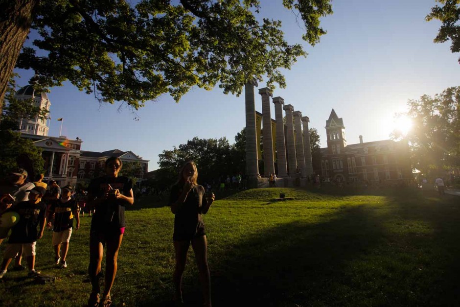 Following the mad dash through the columns students enjoy Tiger Stripe ice cream on the quad. Photo by Nic Benner.
