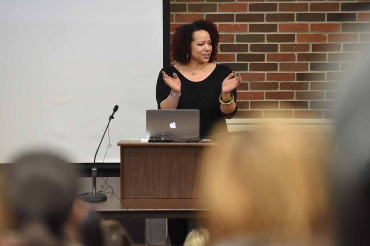 Nikole Hannah-Jones speaks to journalism students on Feb 9. She was named Journalist of the Year by the National Association of Black Journalists and named as one of The Root 100 – the top 100 most influential African-Americans in forging new paths in politics, social justice, science and sports. Photo by Morgan Lieberman.