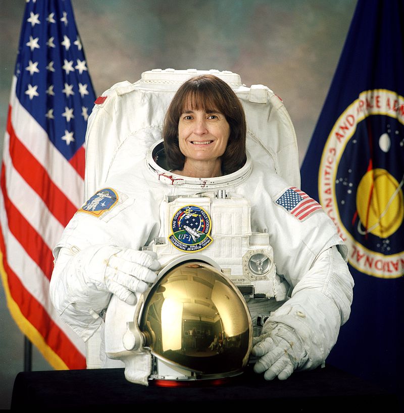 Picture of Linda Godwin in her spacesuit. 
